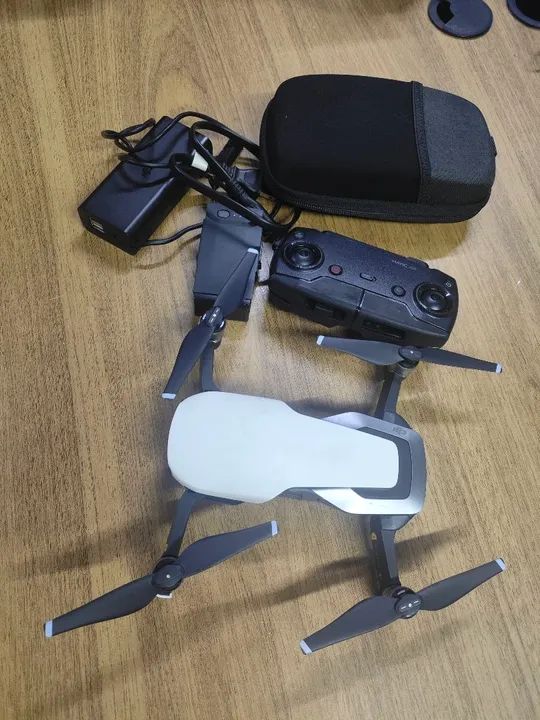 Drone Mavic Air com controle remoto e bateria extra