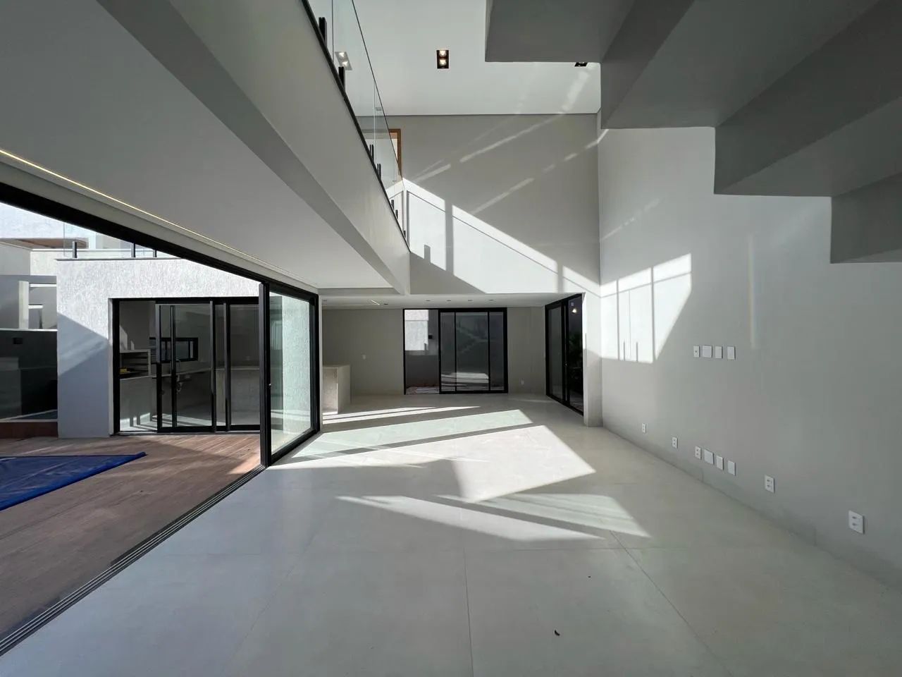 Casa Sobrado no Jardins Capri  - Foto 8