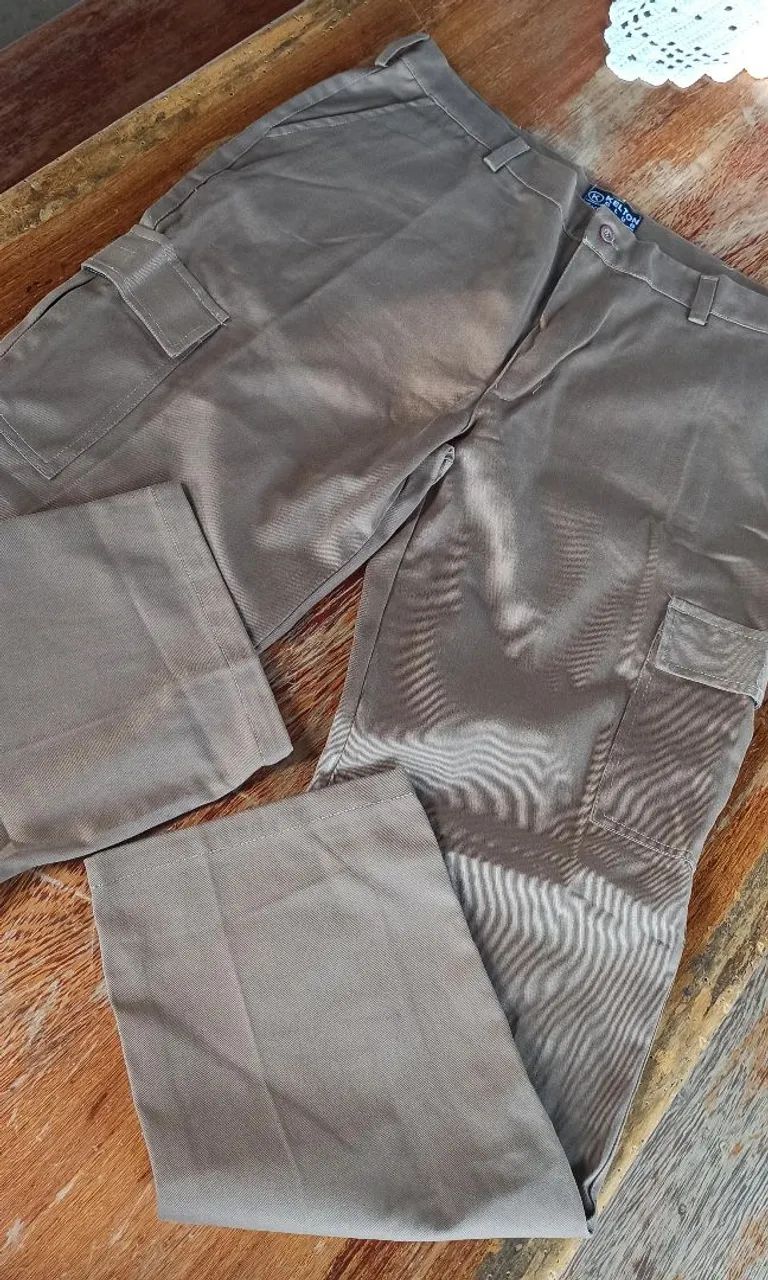 Calça de Trabalho Resistente e Confortável - Tamanho 46 - Foto 2