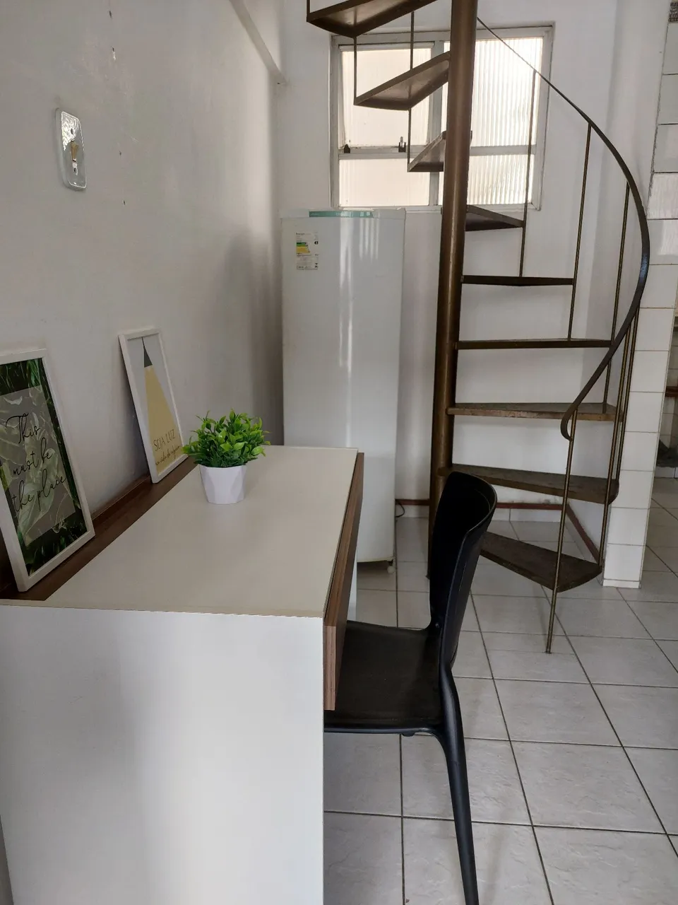 Alugo agradável apartamento