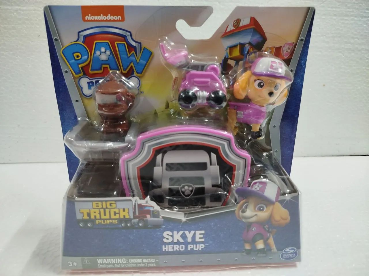 Boneco Skye da Patrulha Canina - Big Truck Pups
