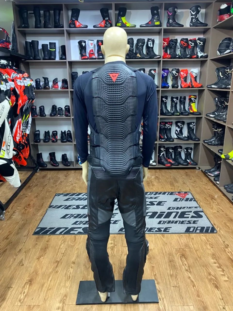 protetor de coluna dainese