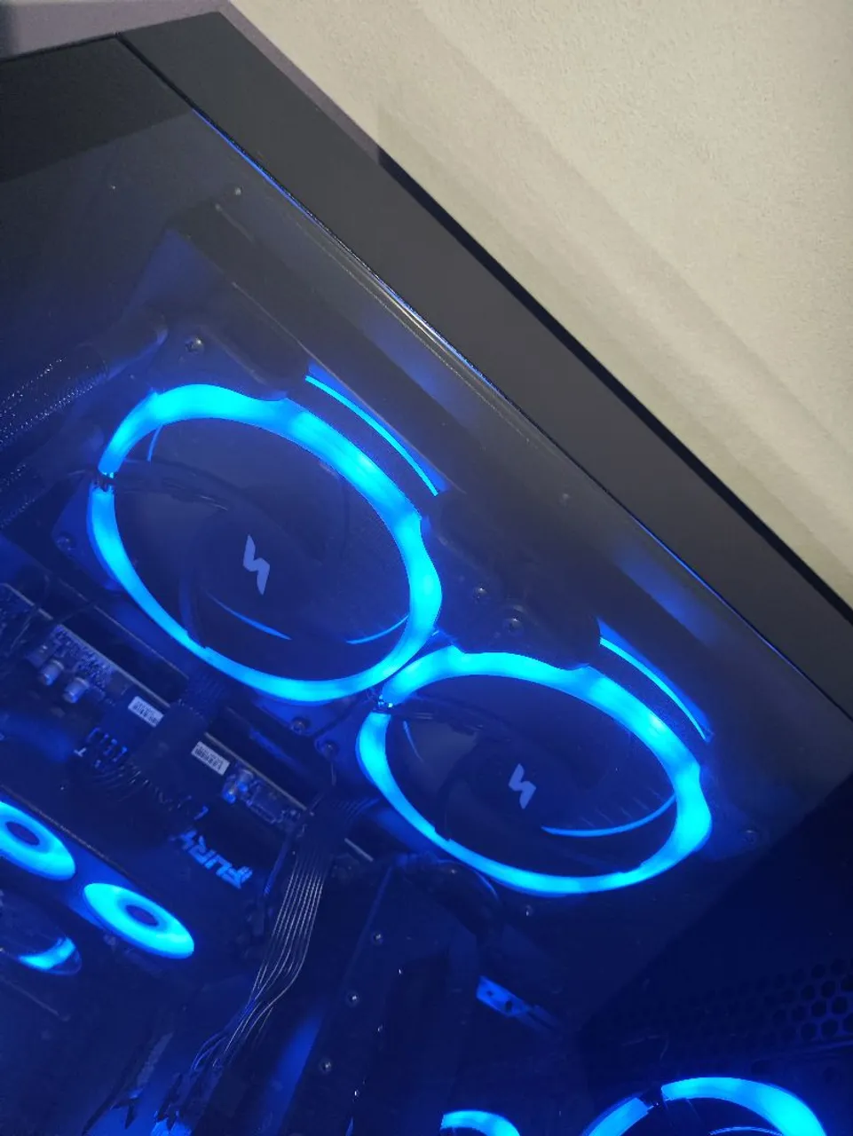 Ventoinhas/Coolers com LED ARGB - PC Gamer