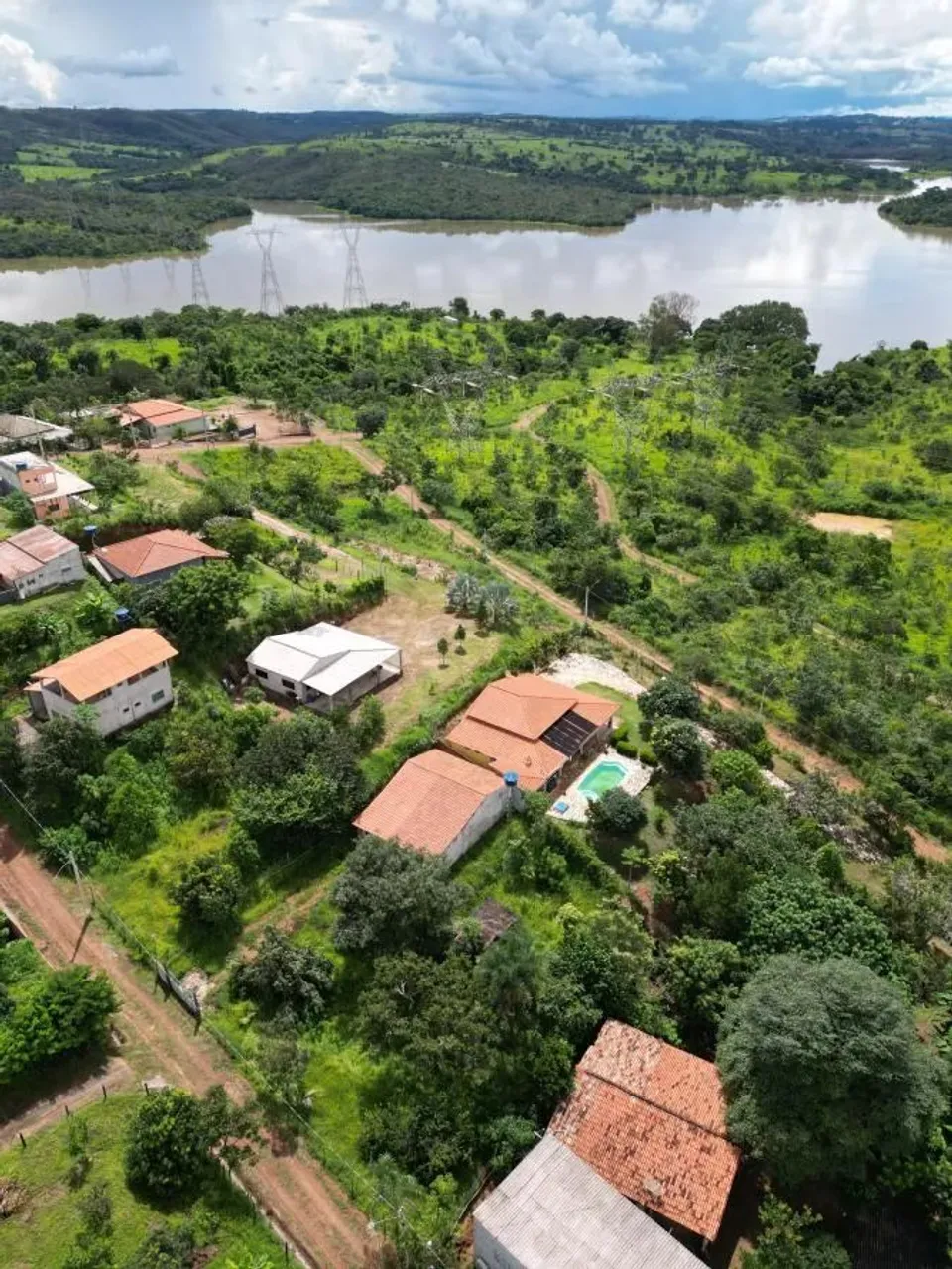 Chácara à venda no Corumbá 4 - 2 Quartos, Lazer, Condominio Civilizado