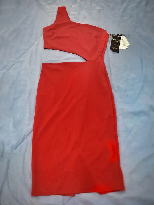 Vestido Midi Vermelho de Alça Única com Detalhe de Corte