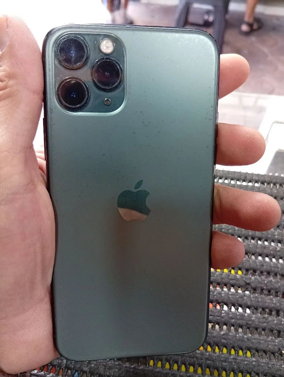 Vendo iPhone 11 pro Max excelente estado 64 GB