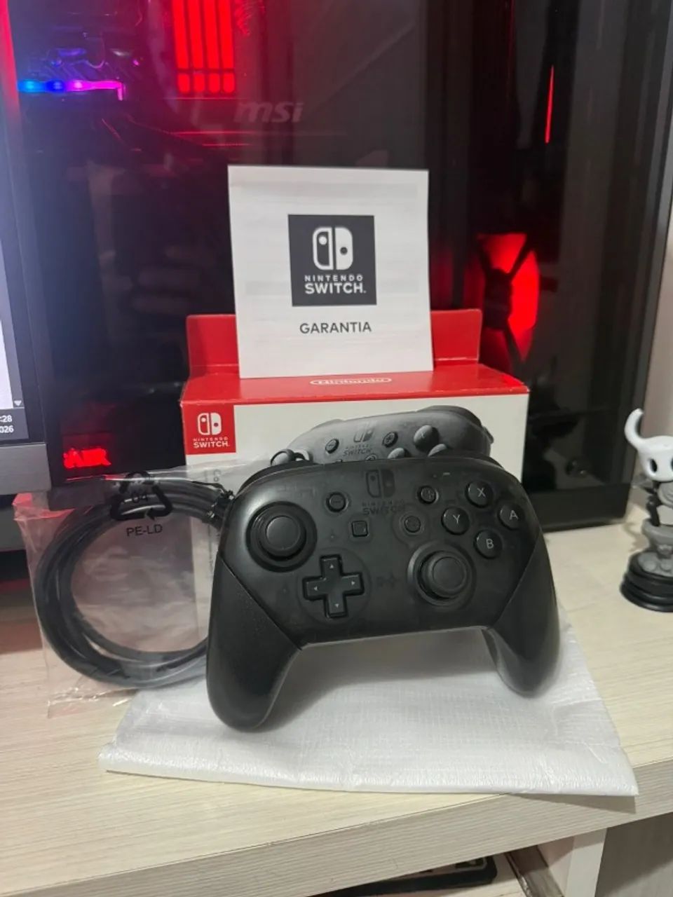 Nintendo Switch Pro Controller Sem Fio Seminovo  - Foto 3