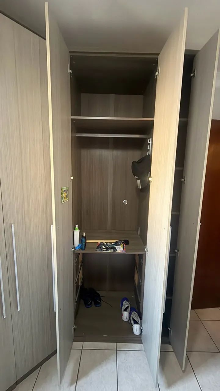 Guarda Roupa Semi-Nova - Foto 2