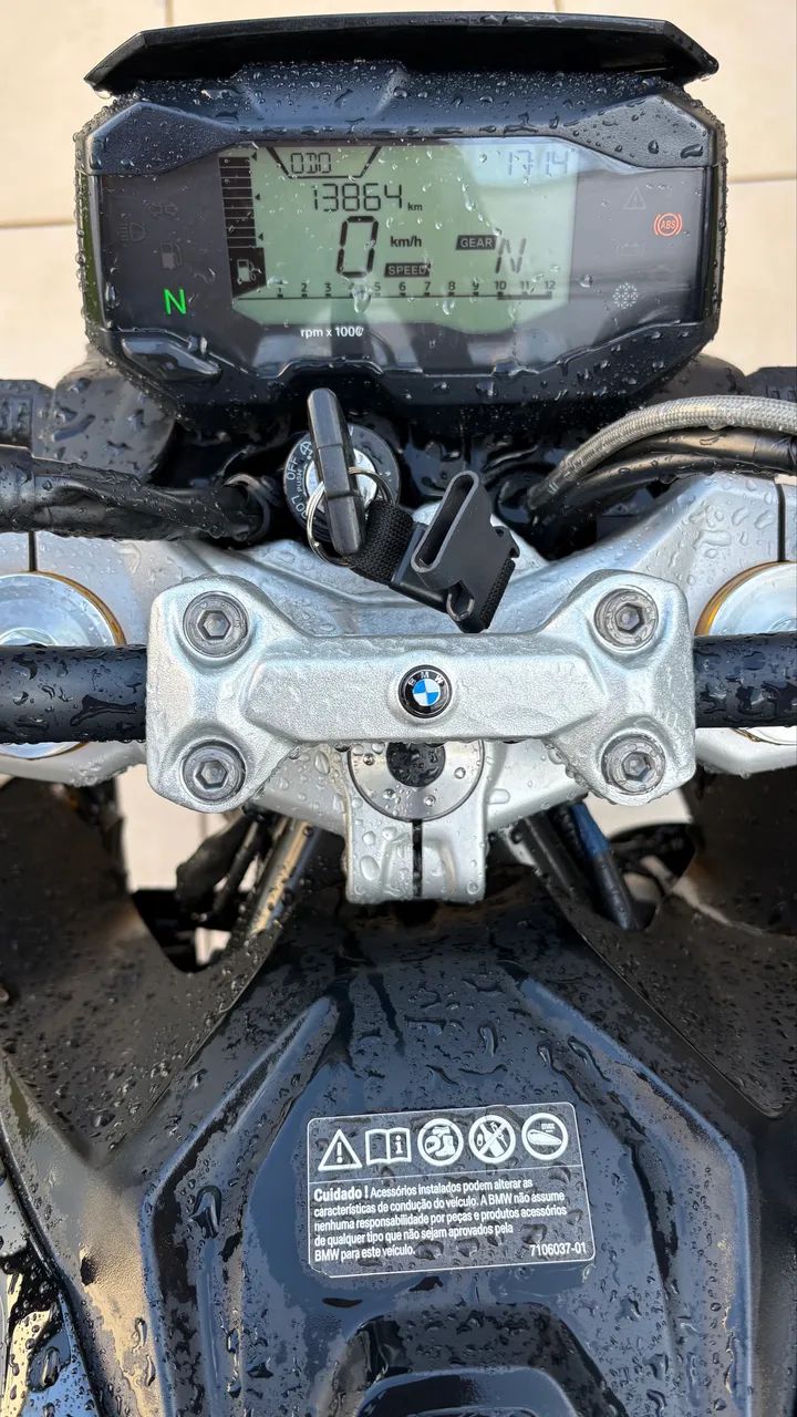 BMW g310r