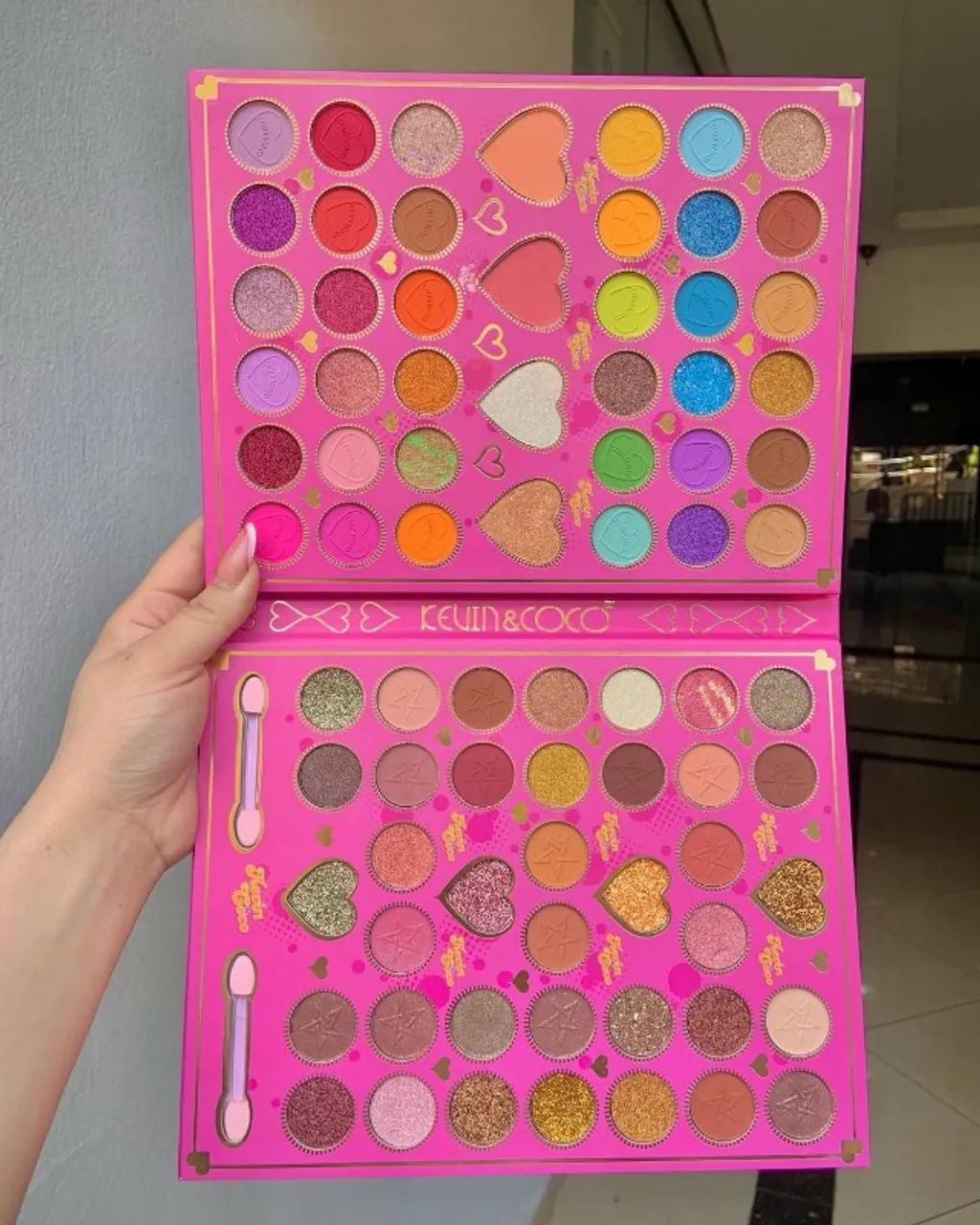 Paleta de maquiagem kevine e coco 78 cores - Foto 3