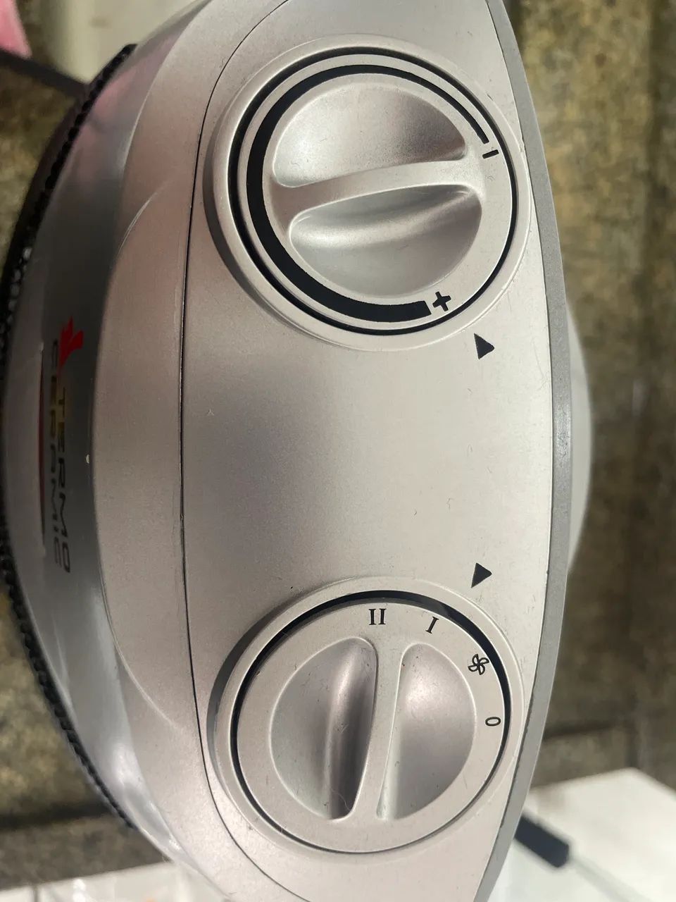 Aquecedor Mondial Termo Ceramic A-05, bem conservado e funcionando perfeitamente. - Foto 3