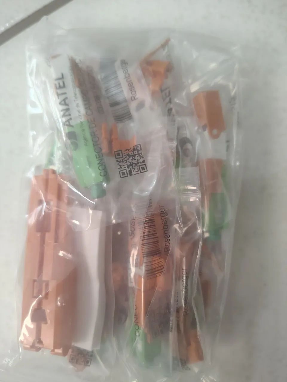 Kit com 300 Conectores para internet Rosemberg 
