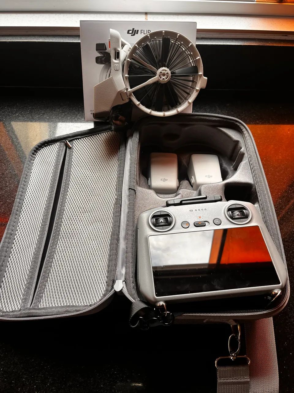 Drone DJI FLIP + Controle RC2 (Tela) + Kit Completo - Foto 4