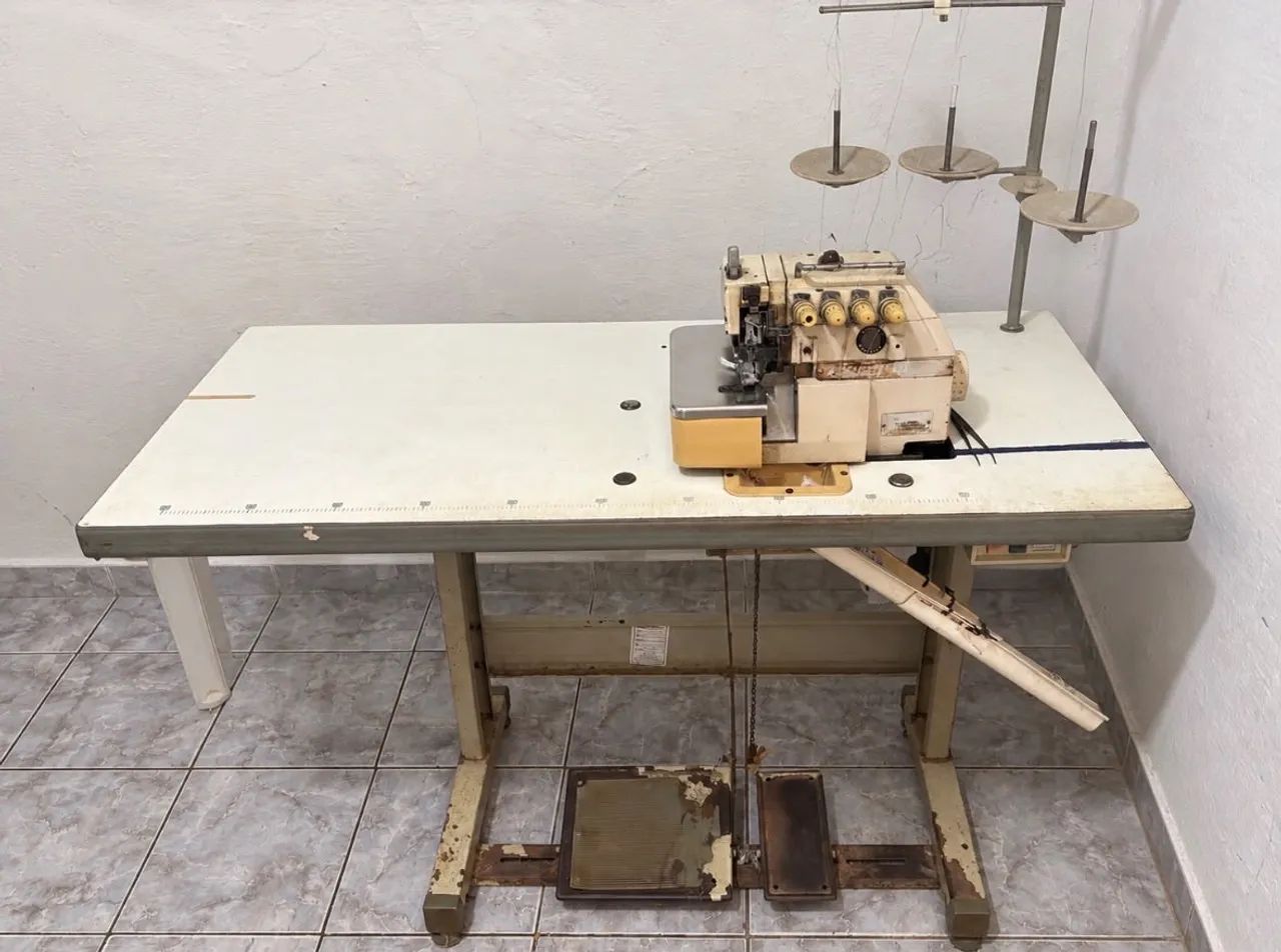 Máquina ponto cadeia 