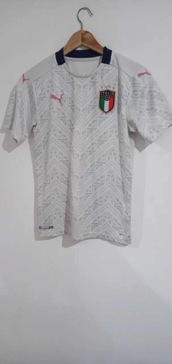 Camisa da  Itália ( Temp. 20/21 ) Puma . Original. Tam. P. Usada / Made in Vietnam.