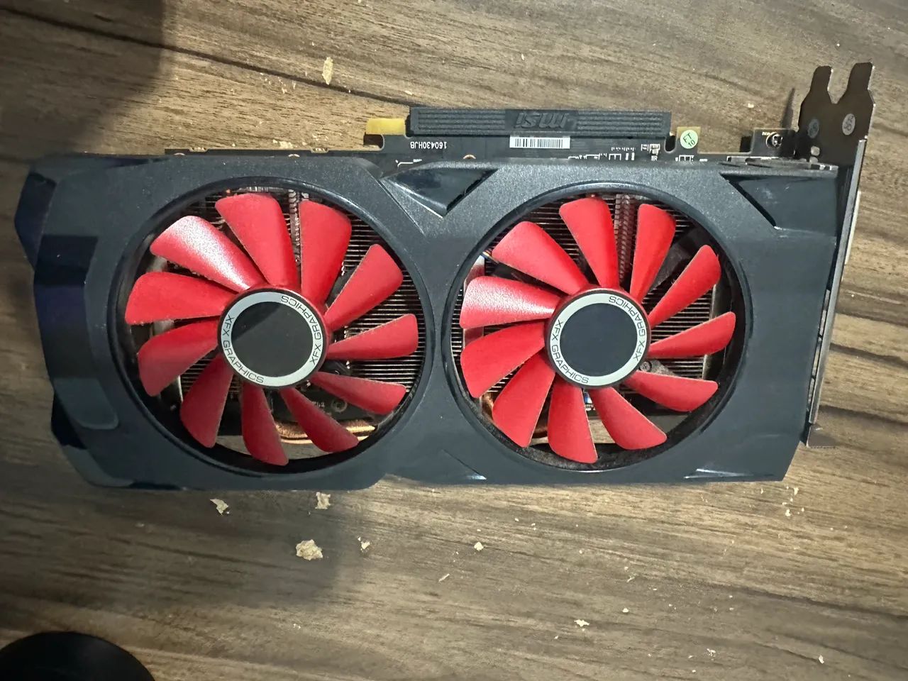 RX 570 8 GB XFX super conversada