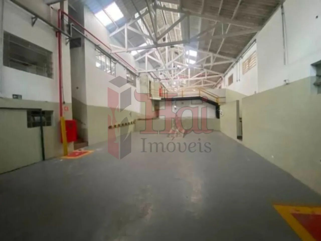 Galpão para Venda ou Locação no Cambuci com 678 m² - Foto 2