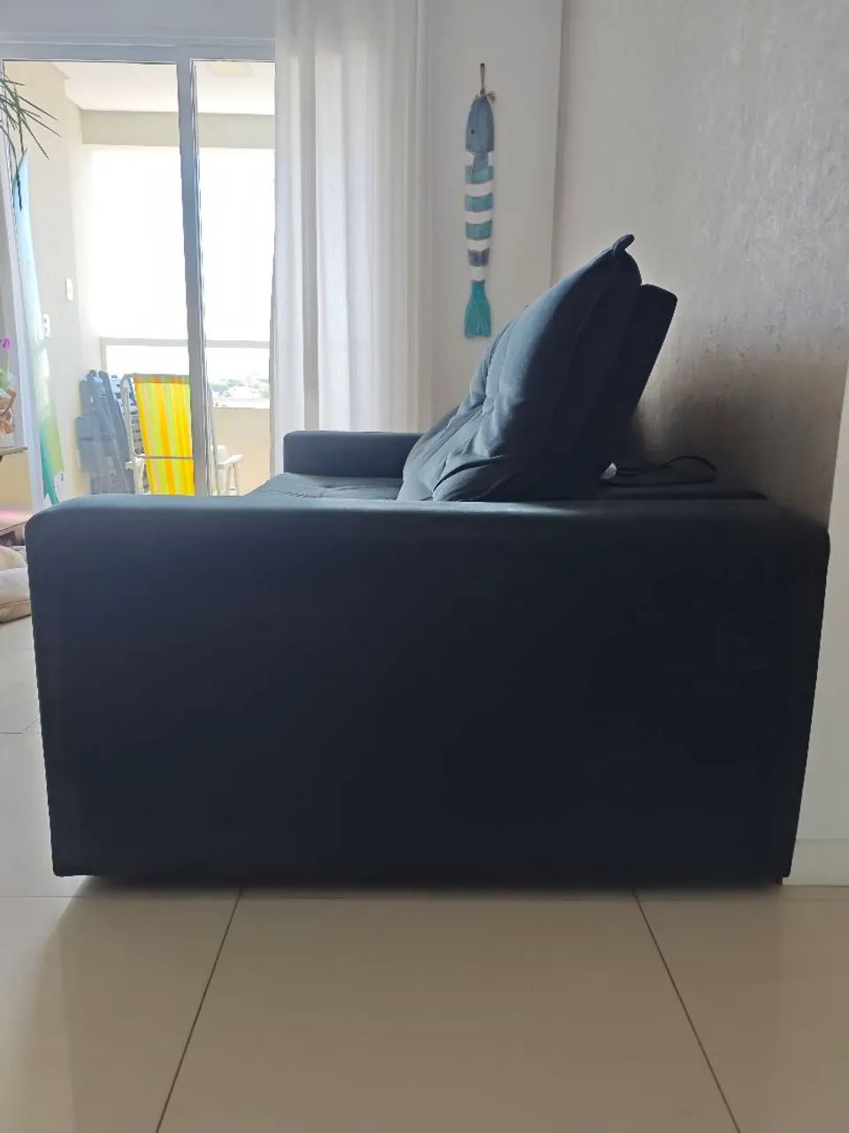 Vendo sofá de madeira italiana  - Foto 4