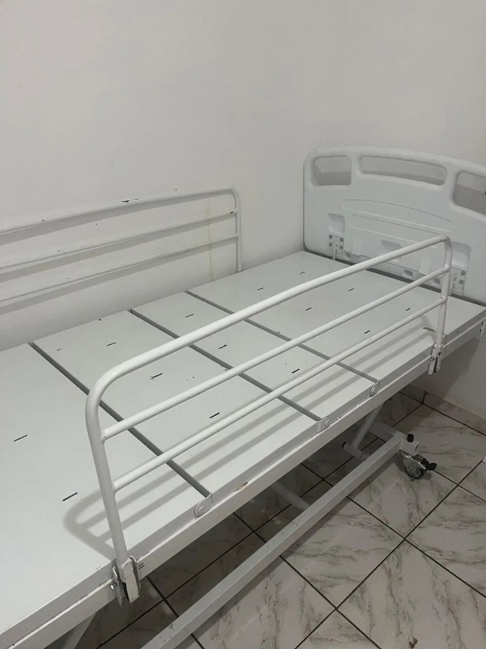 Cama hospitalar  - Foto 2