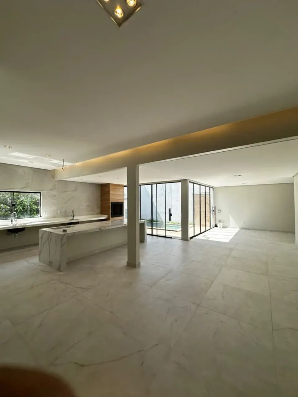 RESIDENCIAL CASTANHEIRA - 5 SUITES - Foto 3