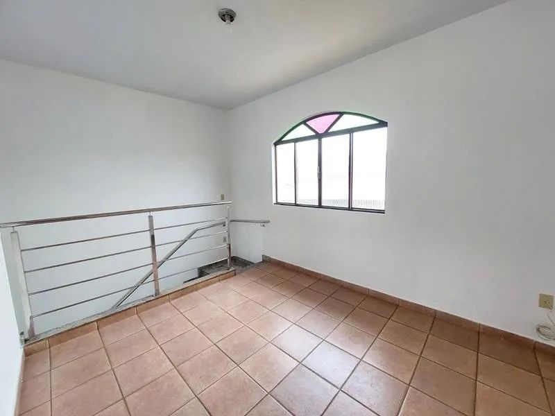 CASA 03 QUARTOS BAIRRO MILIONARIOS - Foto 4