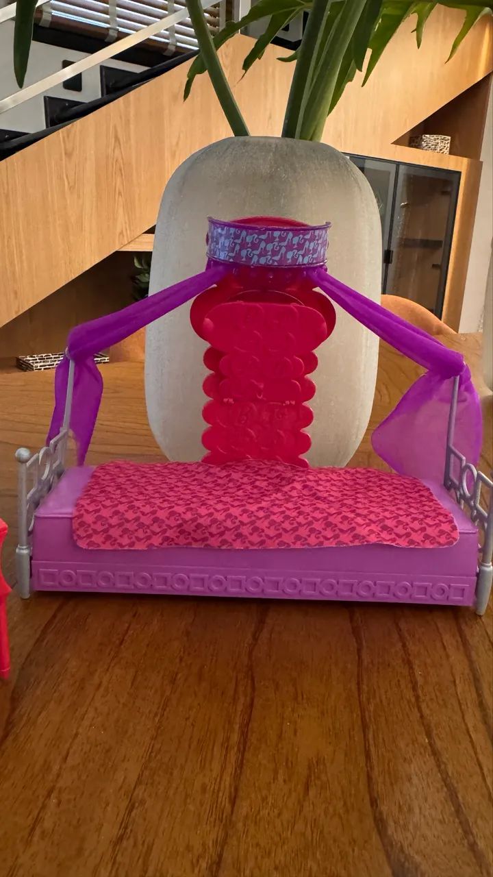 Cama de Boneca Barbie rosa e lilás Mattel - Foto 3
