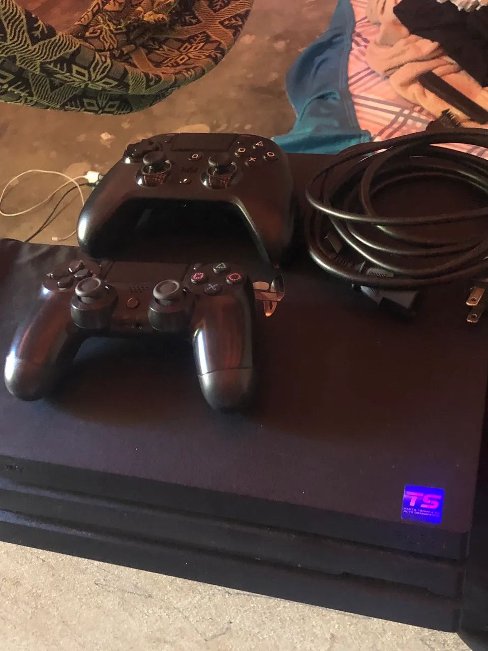 PS4 pro 1TB , aceito proposta!  - Foto 4