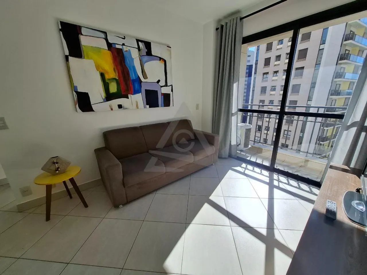 Apartamento para alugar em Campinas, Cambuí, com 1 quarto, com 43 m², Edifício Habitat - Foto 2