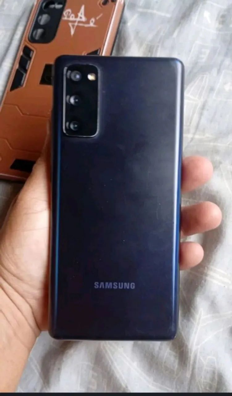 Samsung S20 FE 5G SOMENTE TROCAR  - Foto 2