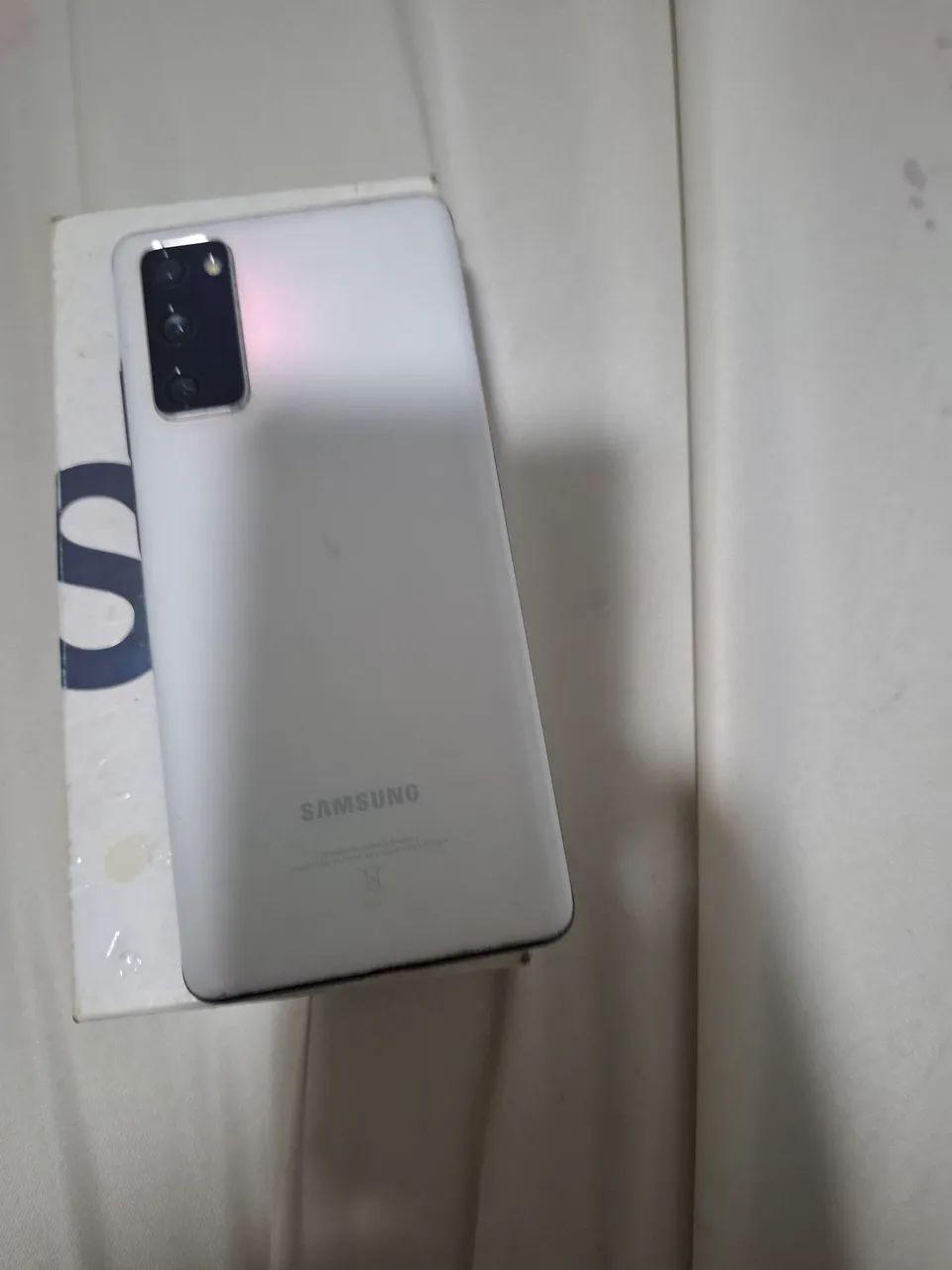 Celular sansung S20 FE tela quebrada com nota ligando mas tela preta  - Foto 4