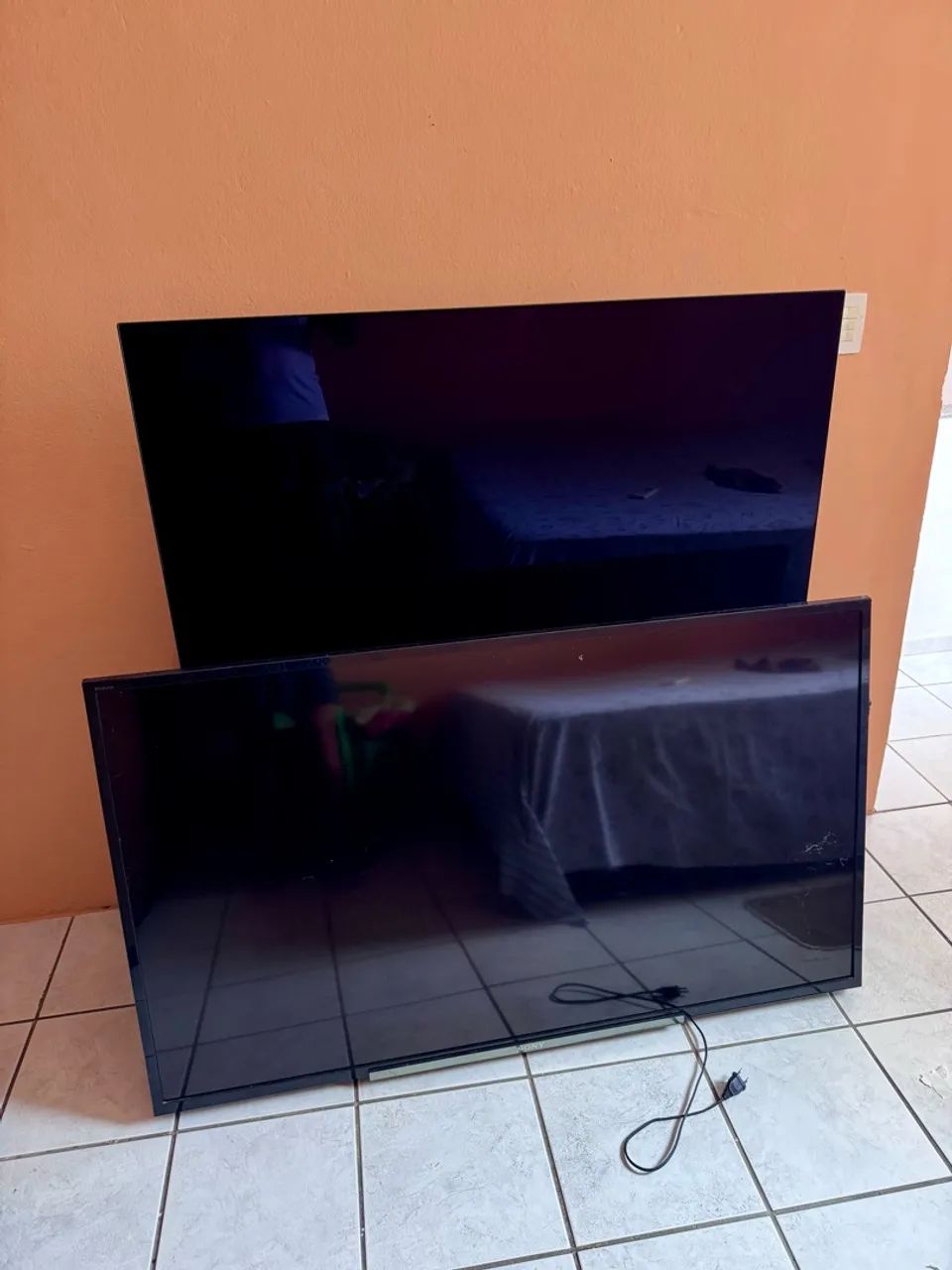 2 TVs Retirada de peças  (LG OLED 55" e Sony 60) - Foto 4