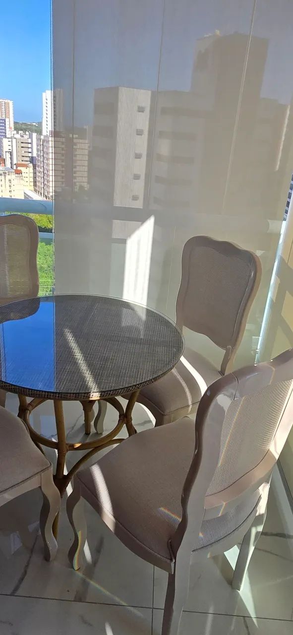 Conjunto mesa e cadeiras - Foto 3