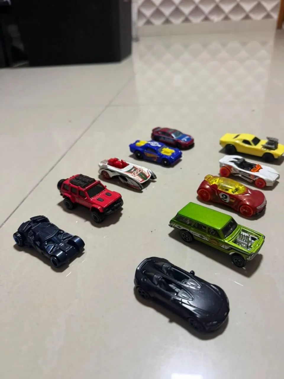 LOTE COM 10 CARRINHOS HOTWELLS  - Foto 5