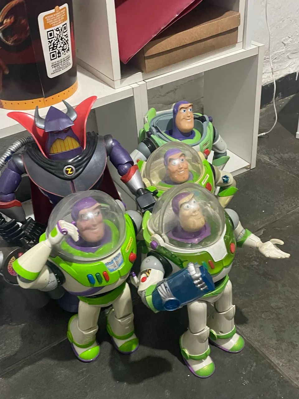 Bonecos Buzz Lightyear