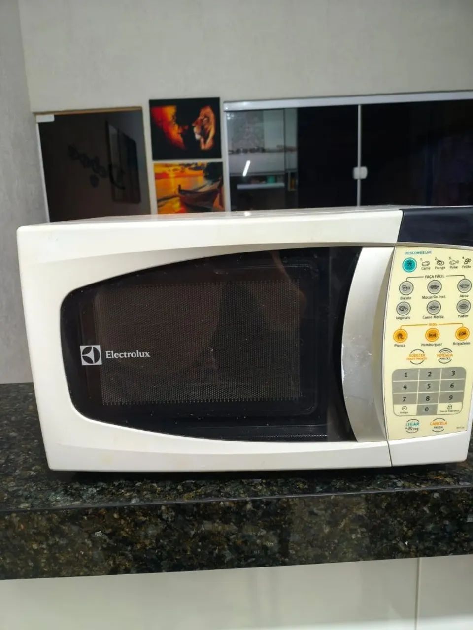 Microondas Eletrolux 18 litros