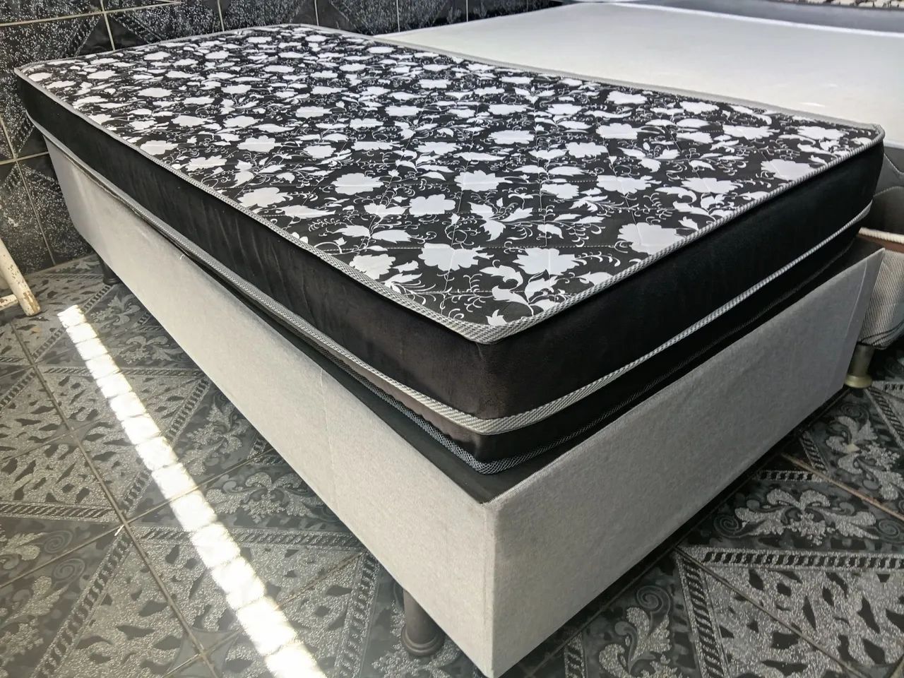 Cama solteiro 