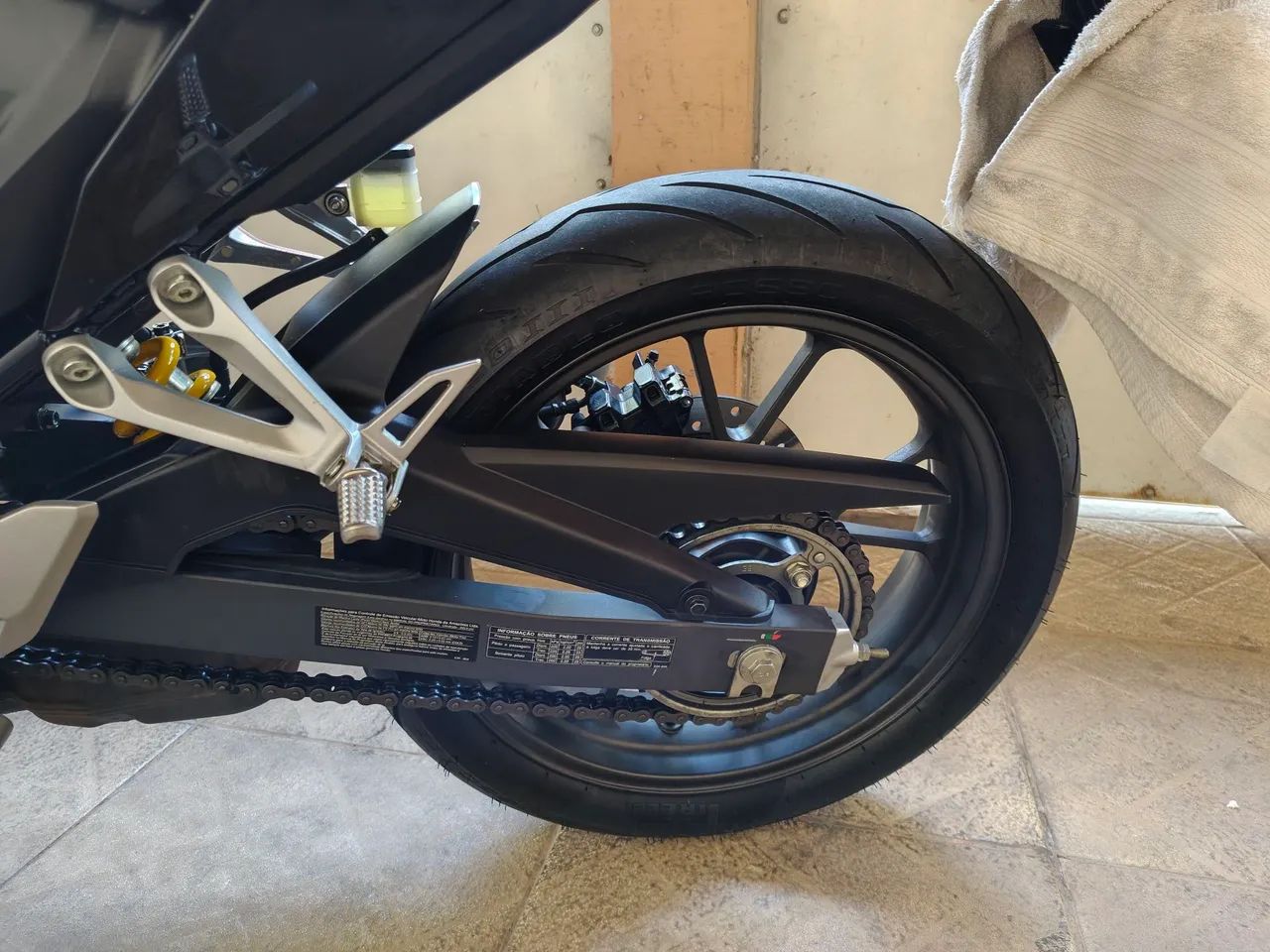 Vendo cb 300 twitter  - Foto 2