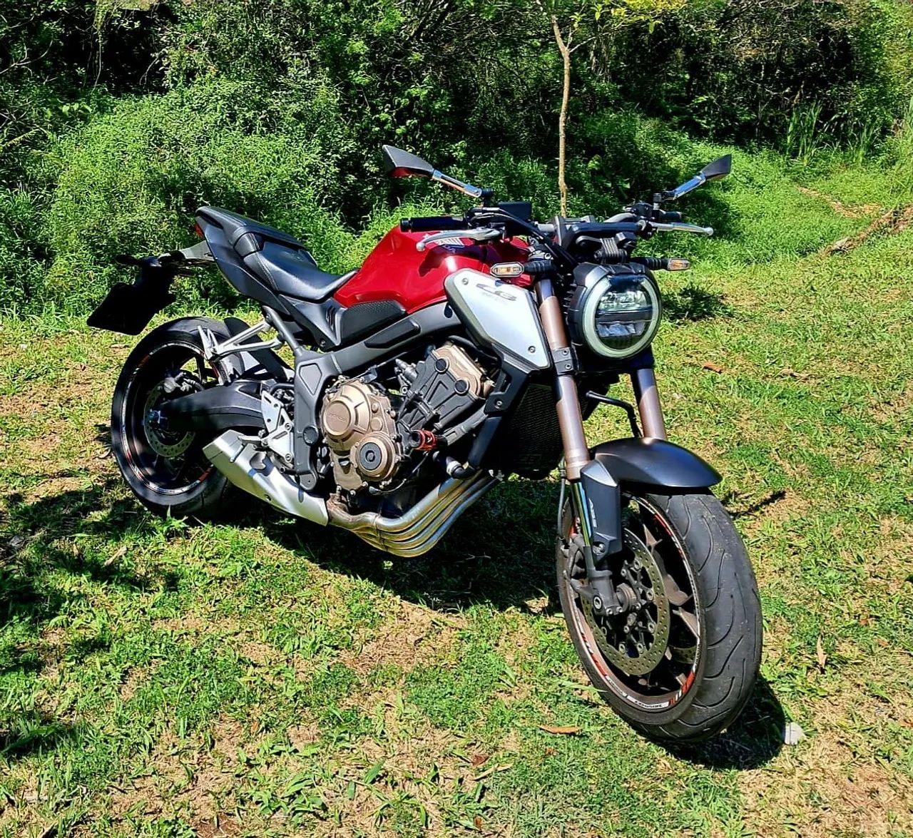 CB 650R - Foto 2