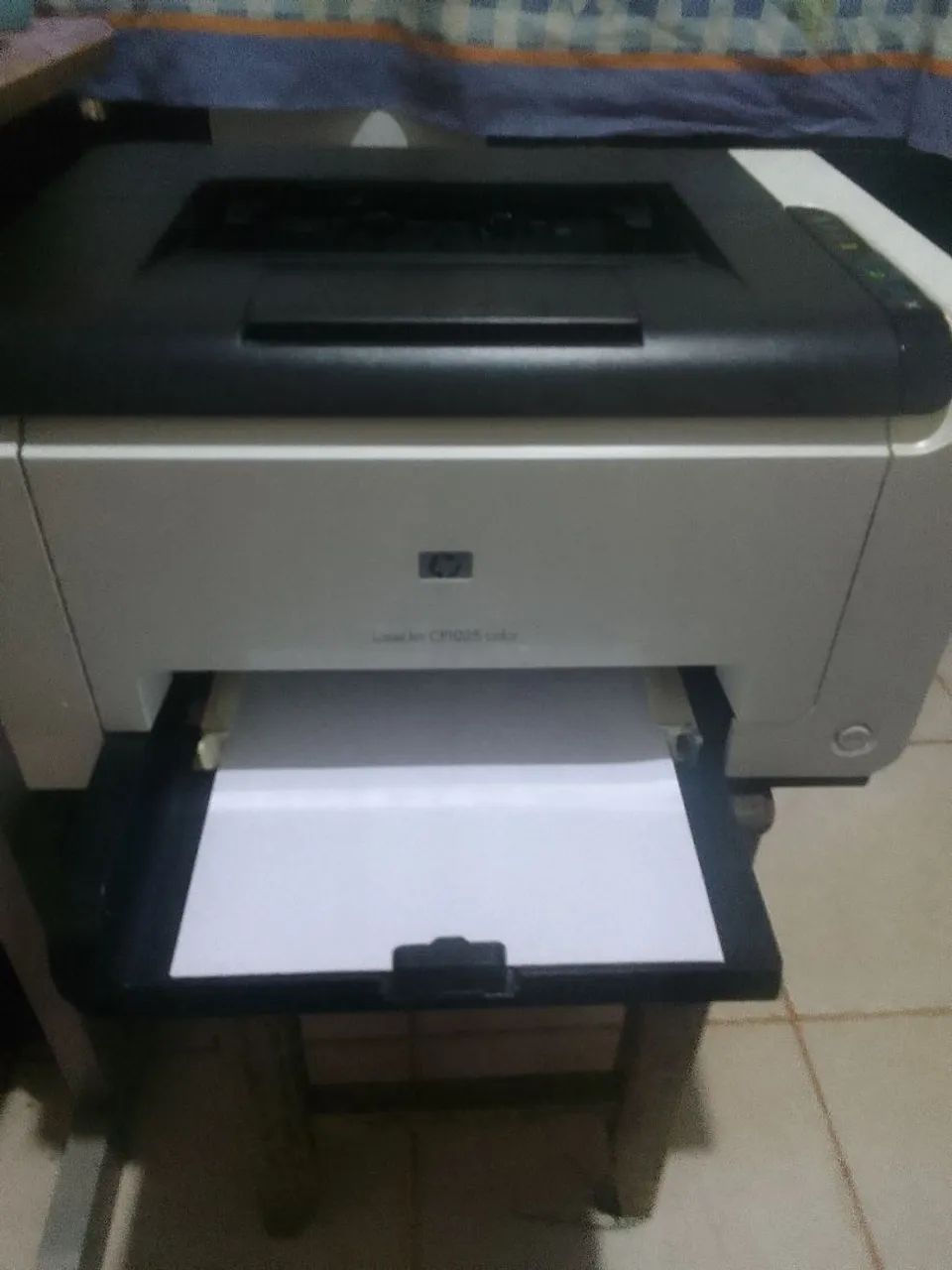 Impressora laser Hp cp 1025 color - Foto 2