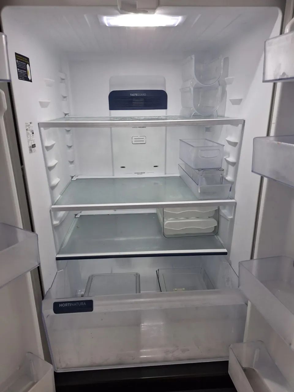 Geladeira Electrolux Frost Free Inverter 480L Efficient AutoSense 3 Portas Black Inox  - Foto 5