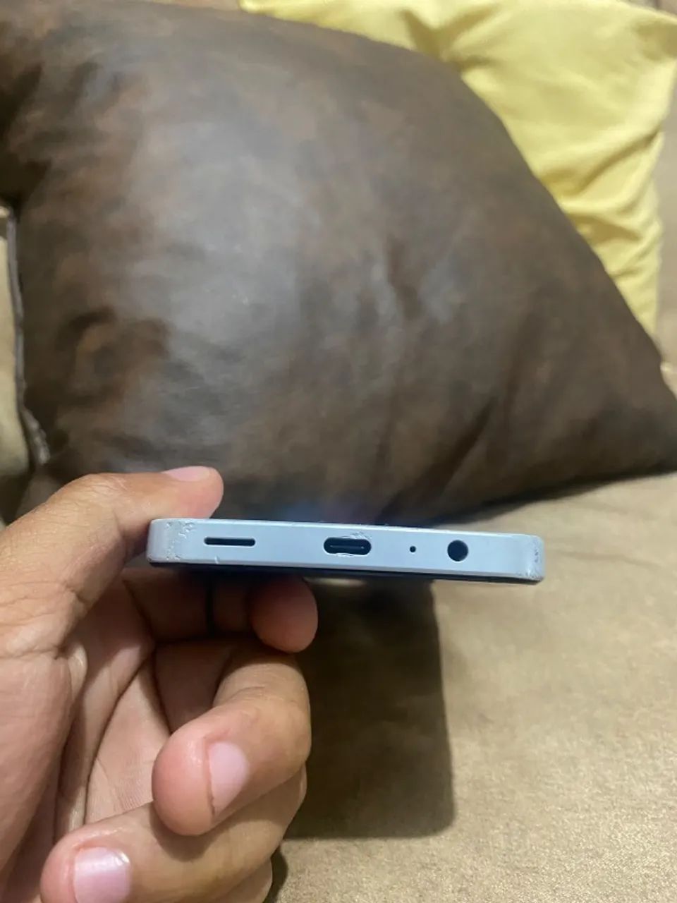 A15 5G com tela danificada - Foto 3