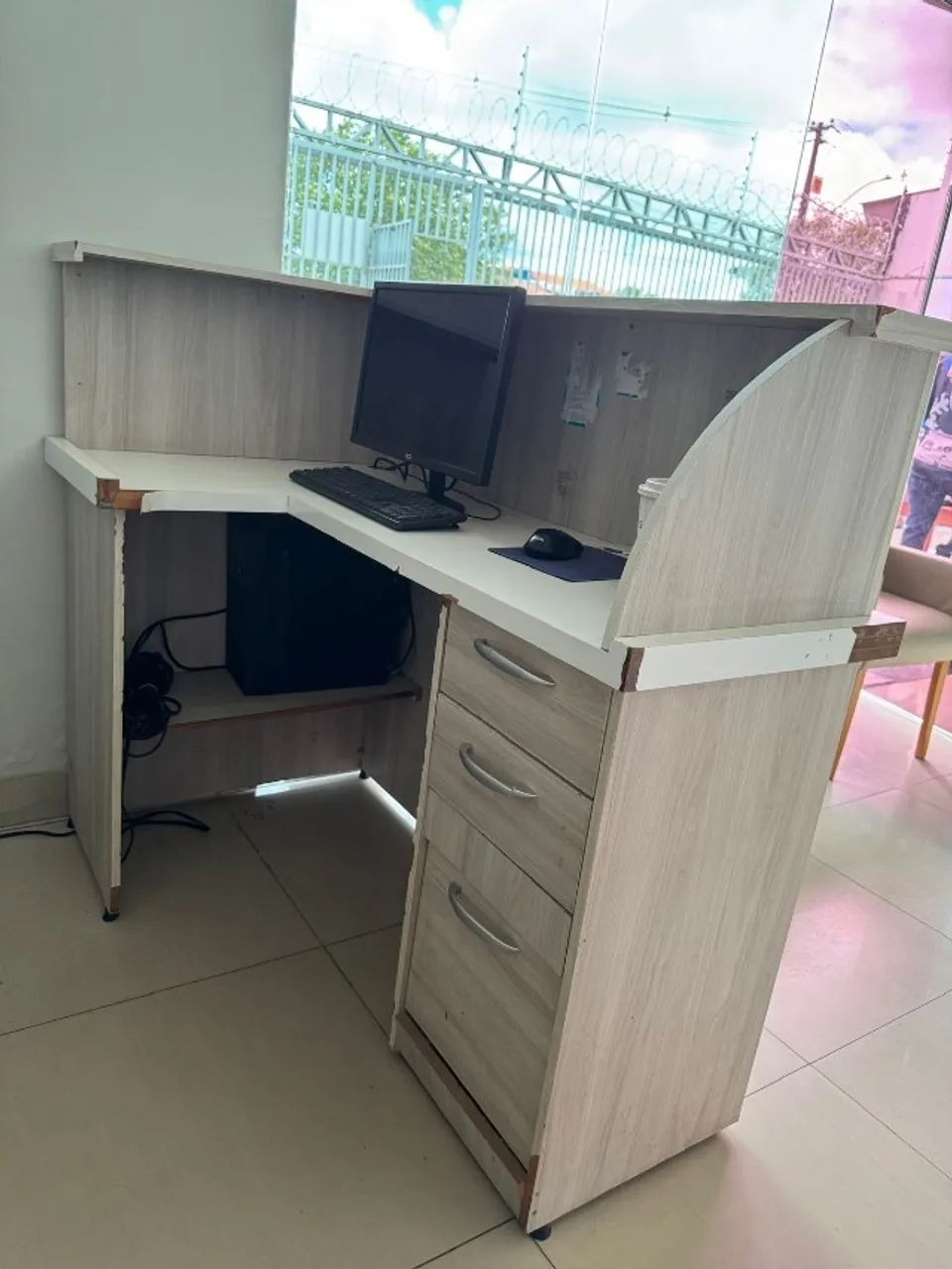 Balcão de Recepção - Foto 3