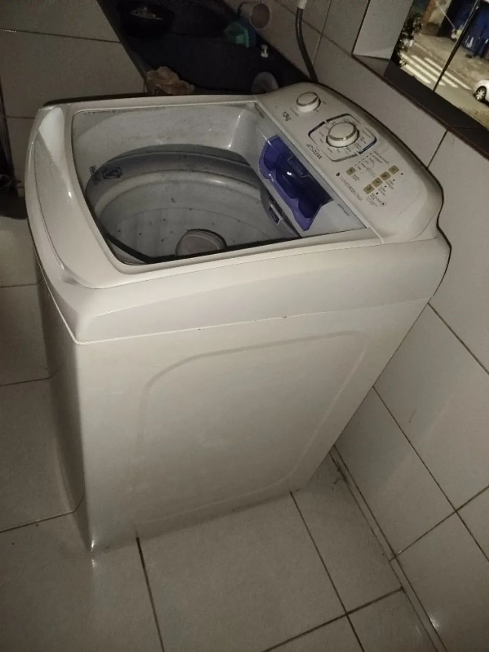 Máquina de lavar, lava e seca - Foto 4