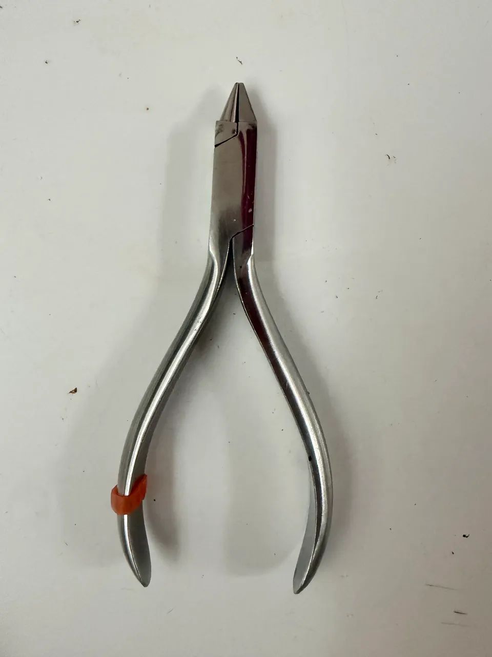 Alicate ortodôntico 139
