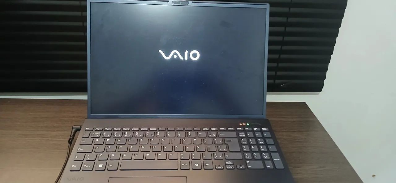 美品VAIO ProPJ 12.5型 i7-1360P 512GB 32GB Notebook VAIO 13ª geração F16 Intel Core i7 | 32GB RAM | SSD 512GB