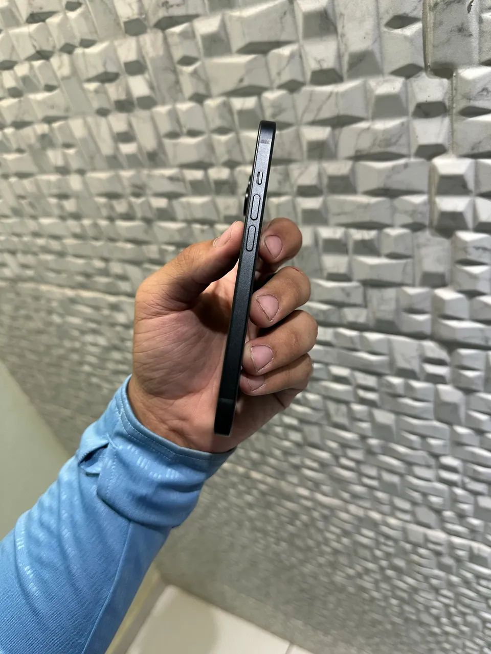 iPhone 15 96% - Foto 3