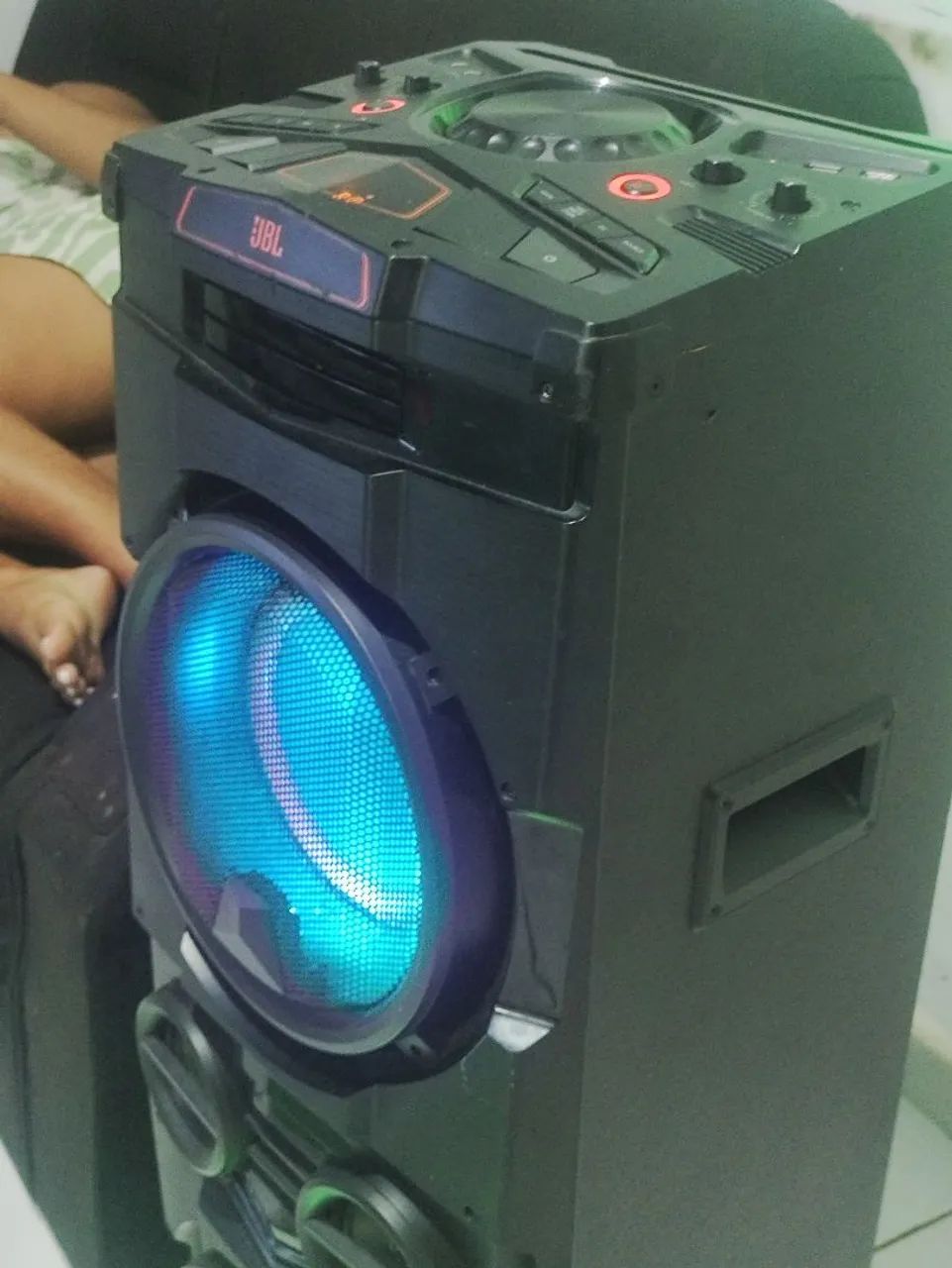 Vende caixa de som jbl - Foto 2