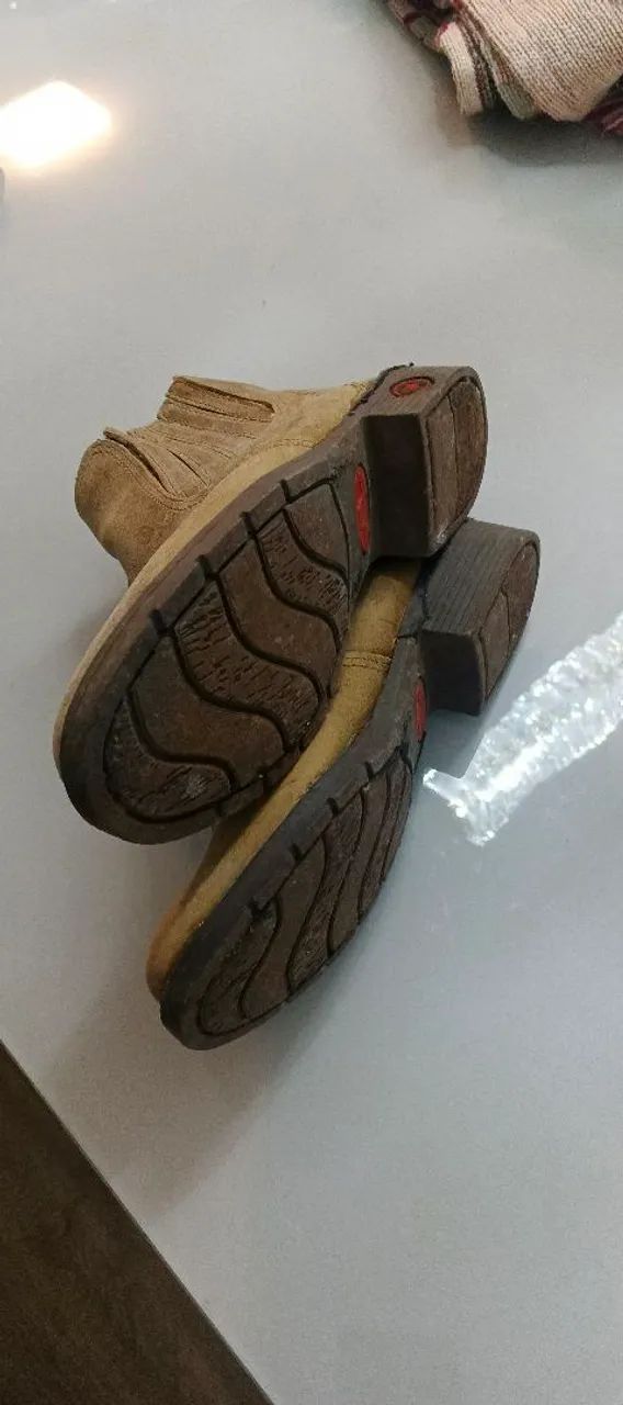 Vende-se botina mateira, usada  - Foto 4