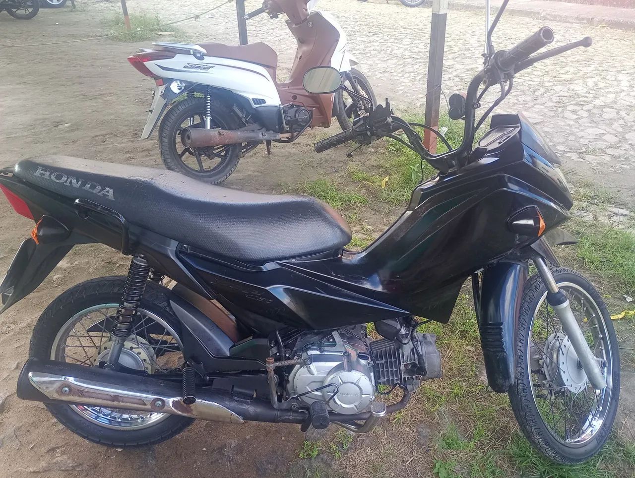 Uma moto bem conservada telefone: * - Foto 5