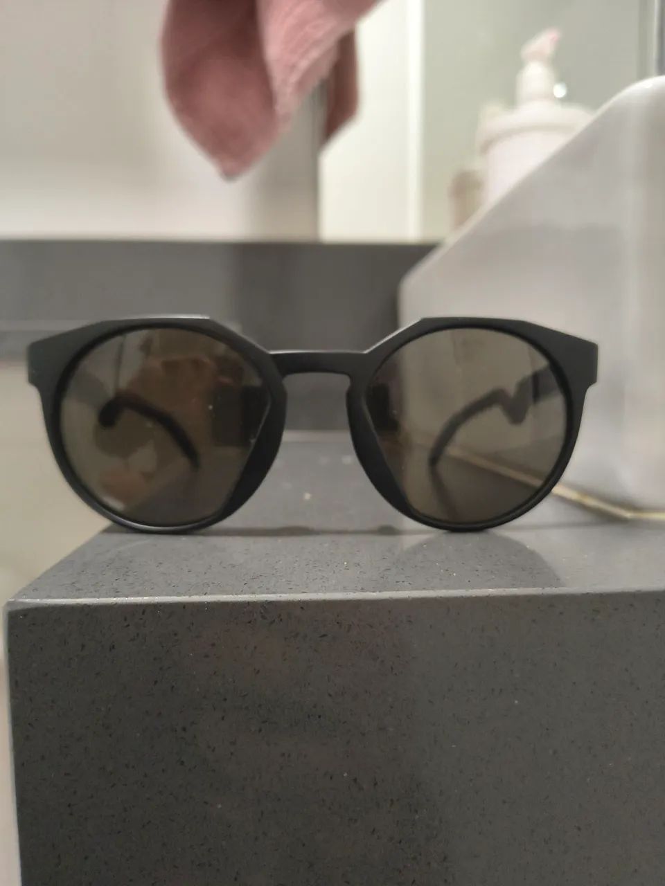 Oakley HSTN Original OO9242-02 com Lente Prizm 